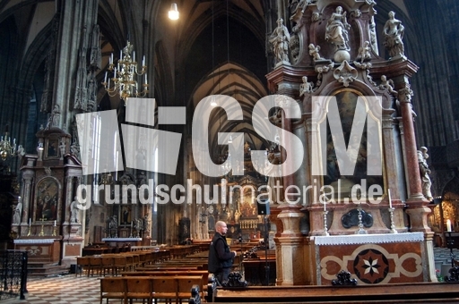 Stephansdom_02.JPG